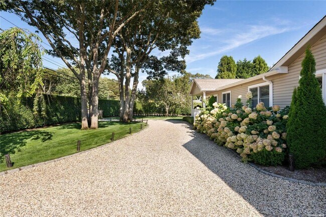 Photo - 60 Lynncliff Rd