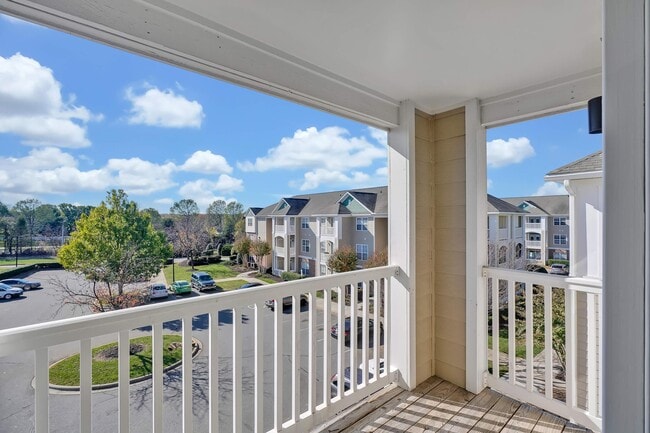 BALCONY WITH A VIEW - Heather Ridge