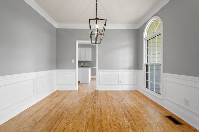 Photo - 485 Fussell Rd