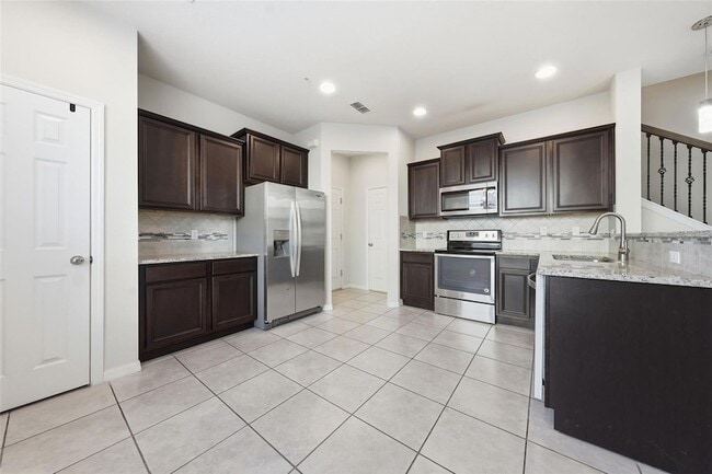 Photo - 1096 Pavia Dr