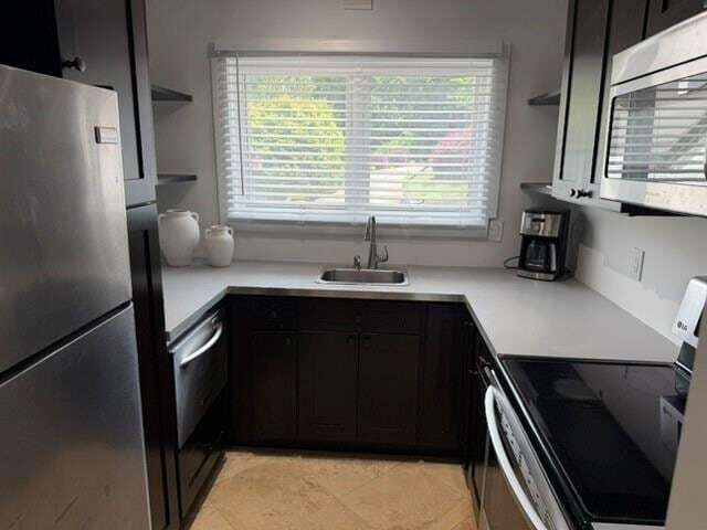 Photo - 1685 Chevron Way