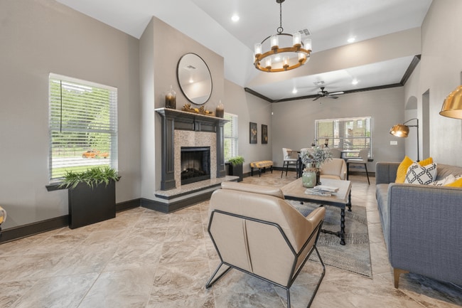 Photo - Willow Creek Apartments