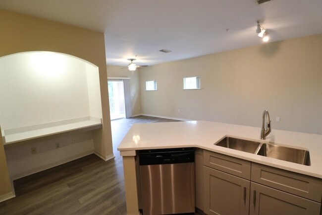 Photo - 560 Florida Club Blvd Unit 301