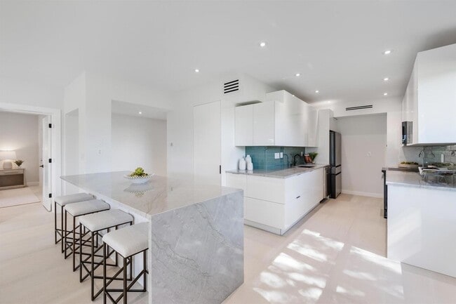 Photo - 800 Greensward Ct Unit 107I