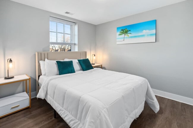 Photo - 457 E Kirby St Unit ID1228687P