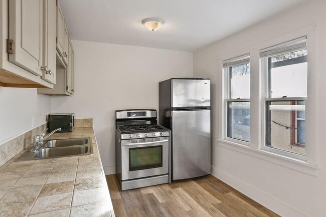 Photo - 2617 2nd Ave S