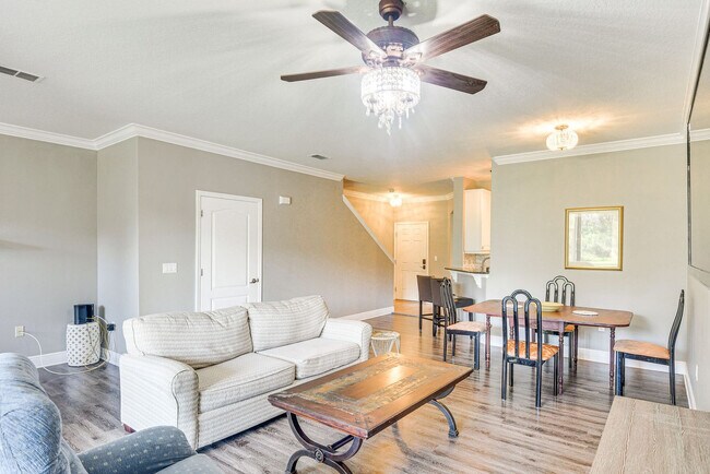 Photo - 25 Riverview Bend N Unit SI ID1546088P
