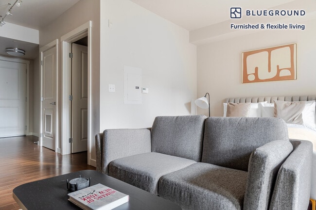 Photo - 10333 Main St Unit FL3-ID972