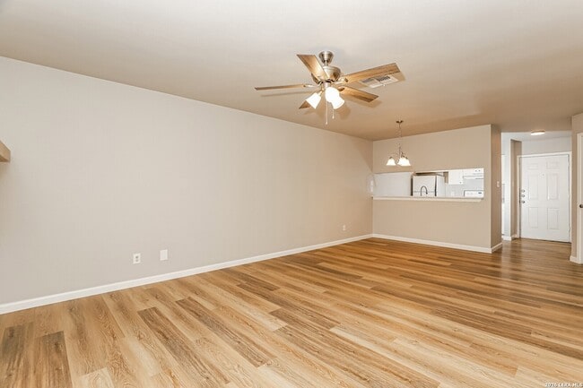 Photo - 7802 Richard Frank Way