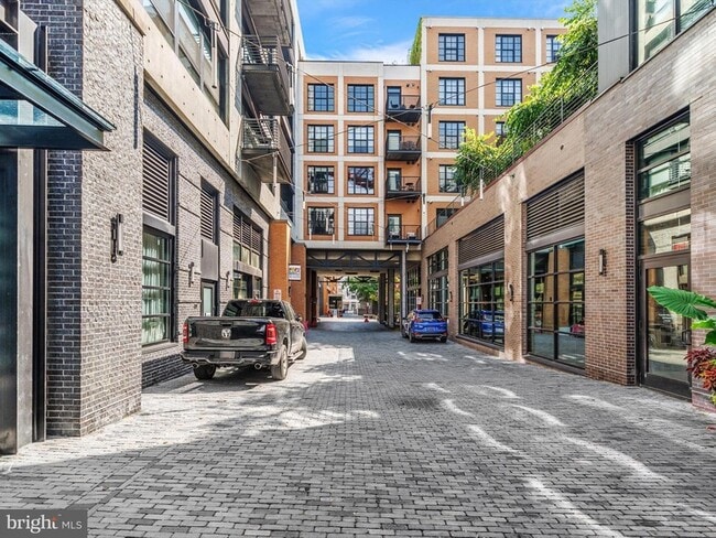 Photo - 1625 Eckington Pl NE Unit PH207