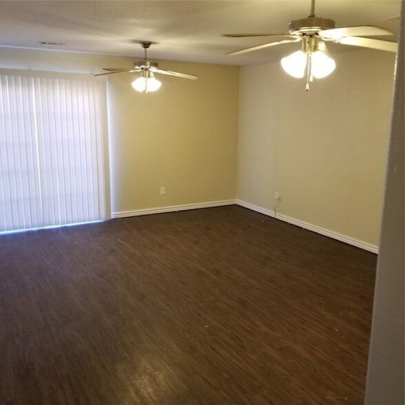 Photo - 330 Graystone Cir