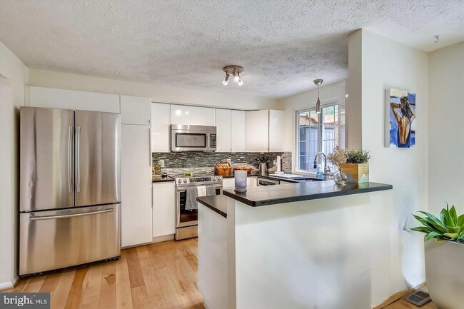 Photo - 2115 Preston Square Ct