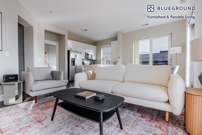 Building Photo - 7131 Arlington Rd Unit FL5-ID1059