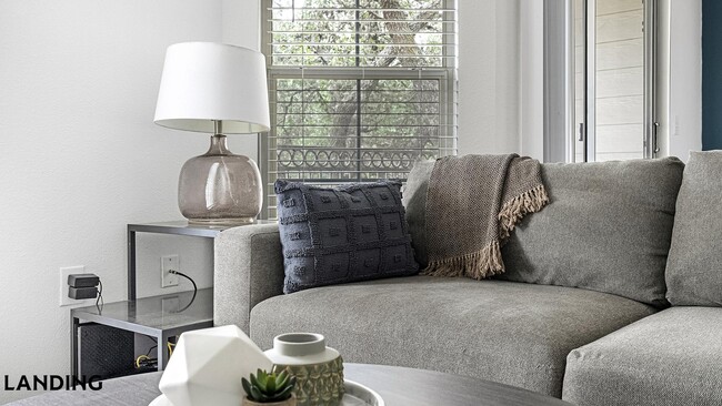 Photo - 19275 Stone Oak Pkwy Unit 1325