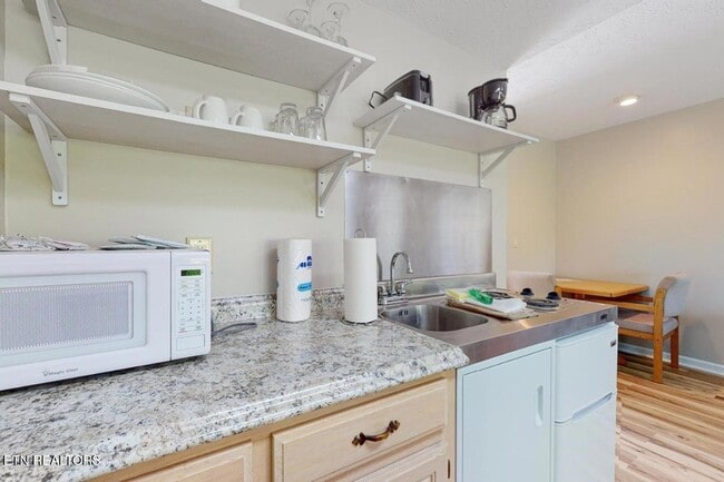 Photo - 661 Harrison Ferry Rd Unit 6