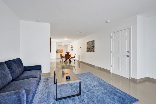 Building Photo - 905 N Federal Hwy Unit SI ID1504069P