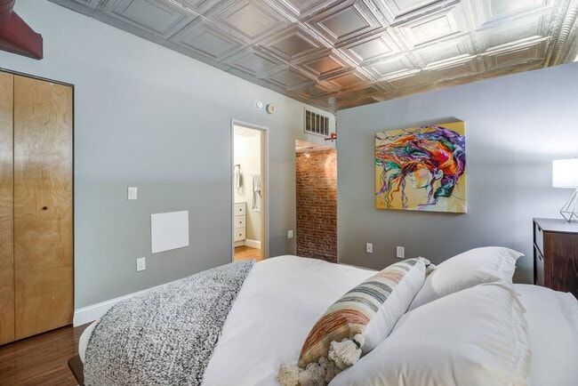 Photo - 408 W St Clair Ave Unit SI FL3-ID1593909P