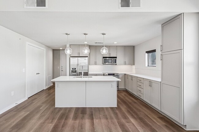 Photo - Parkside So7