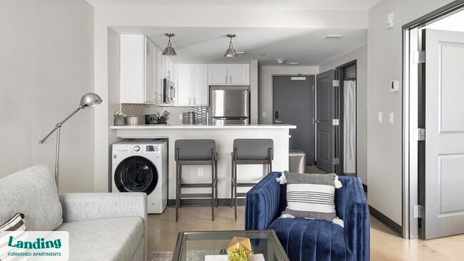 Photo - 2021 10th Ave S Unit 722.1402917