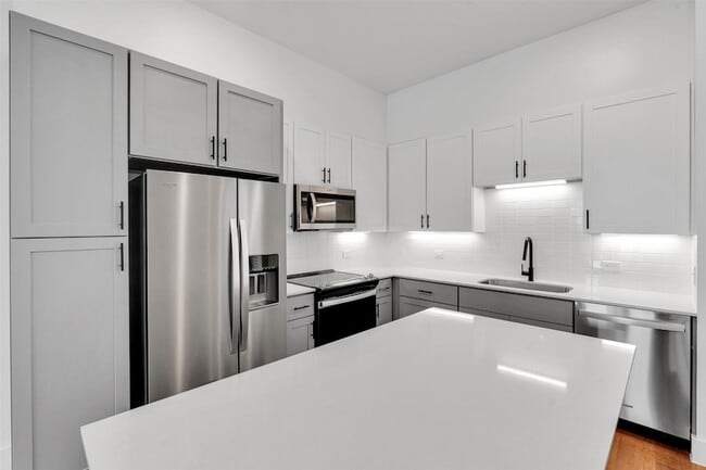 Photo - 1792 Collie Ct