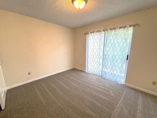 Photo - 1515 Paul Russell Rd