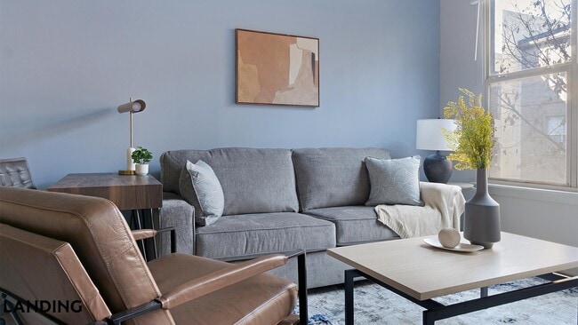 Building Photo - 49 Boulevard SE Unit D-443