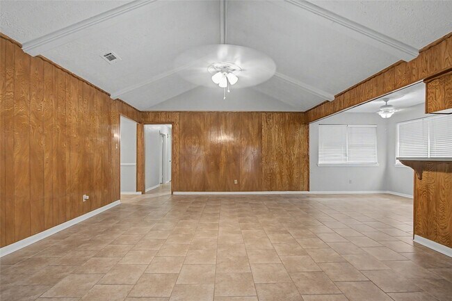 Photo - 3519 Saratoga Dr