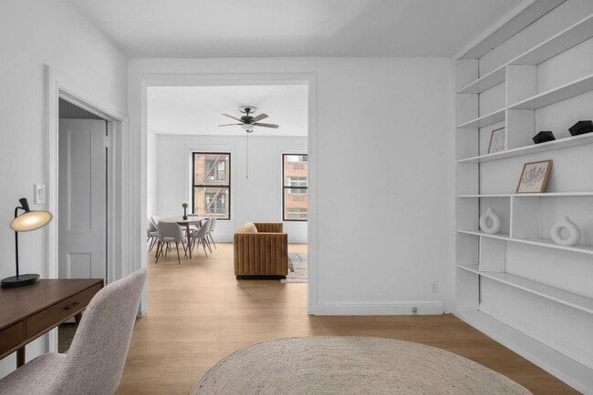 Photo - 257 W 19th St Unit SI ID1224966P