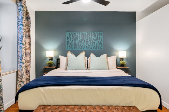 Photo - 221 Vine St Unit ID1289452P