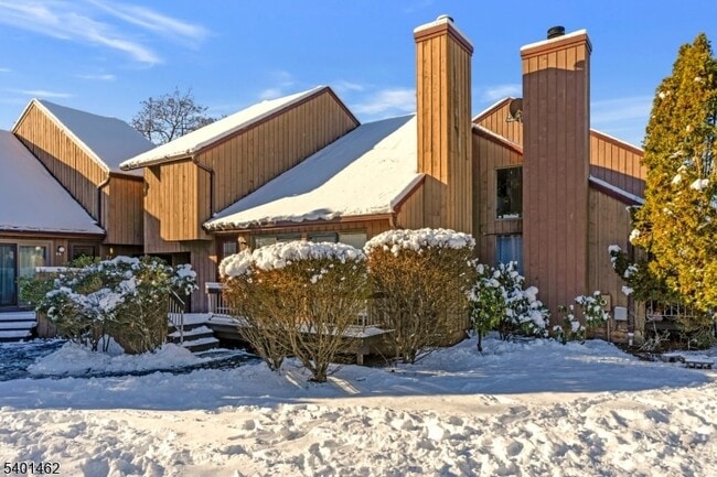 Photo - 117 Bluebird Dr