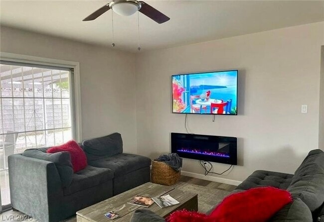 Photo - 6401 Evergreen Ave