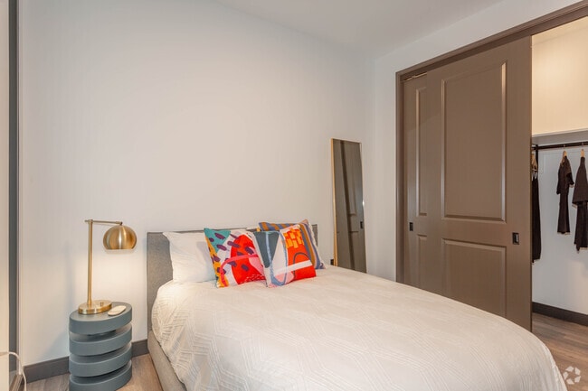 2BD, 2BA - 1,072SF - The May