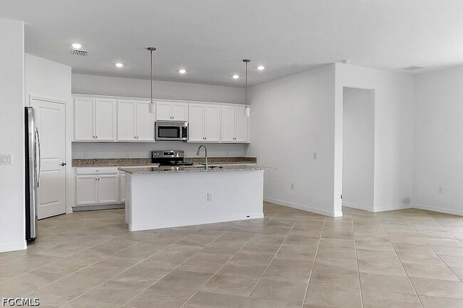 Photo - 14882 Portico Blvd