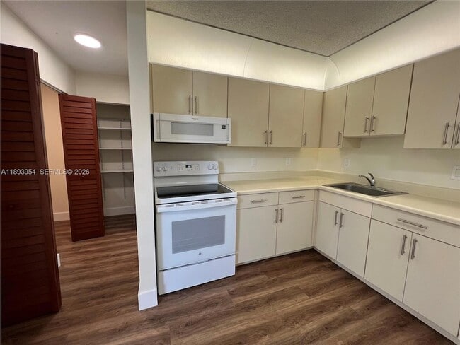 Photo - 21121 SW 85th Ave Unit 208