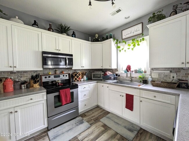 Photo - 205 Bell Ridge Ln