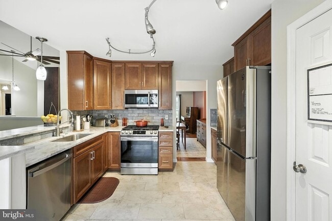 Photo - 9571 Basilwood Dr