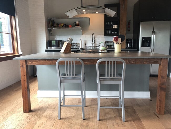 Photo - 270 S Goodman St Unit ID1271405P