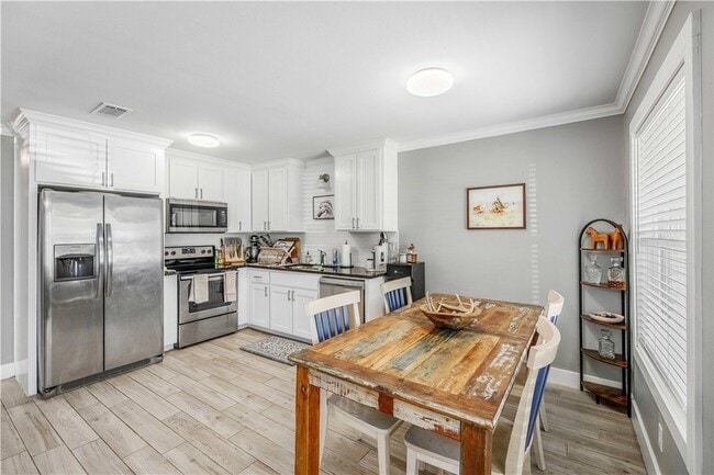 Photo - 1211 April Bloom Unit A