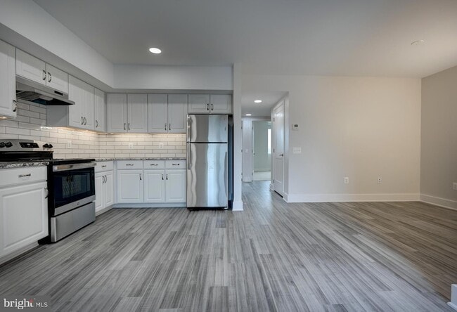 Photo - 19520 Village Walk Dr Unit 3-105
