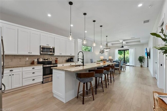 Photo - 3552 Hibiscus Ave