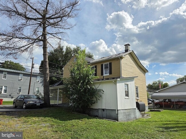 Photo - 5335 Germain St