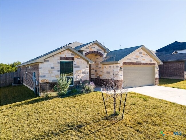 Building Photo - 1634 Dryden Ave