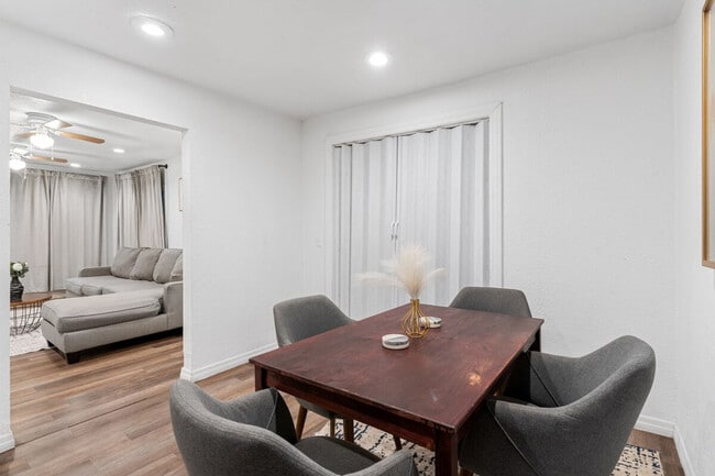 Photo - 4805 N 37th St Unit ID1359640P