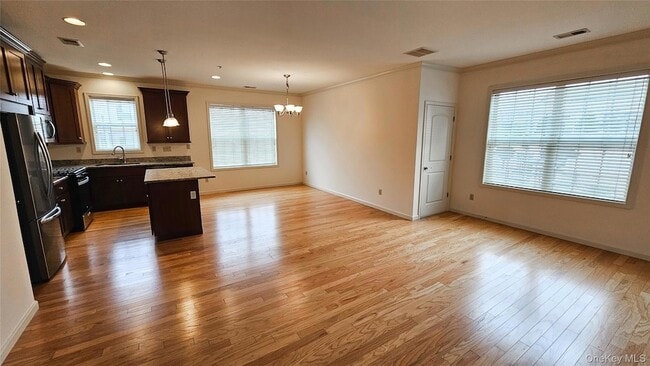 Photo - 313 Canter Ct