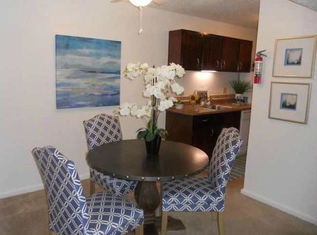 Formal Dining Area - Arbors of Grandview