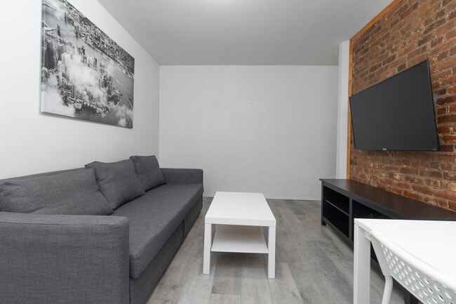 Photo - 215 B E 95th St Unit SI ID1032054P