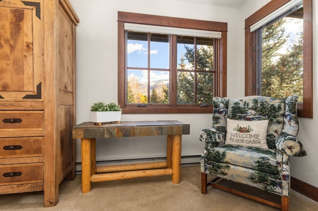 Photo - 425 Ore House Plaza Unit SI ID1564290P