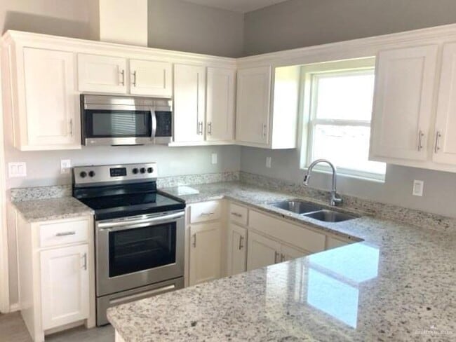 Photo - 1904 E Davenport St Unit 4