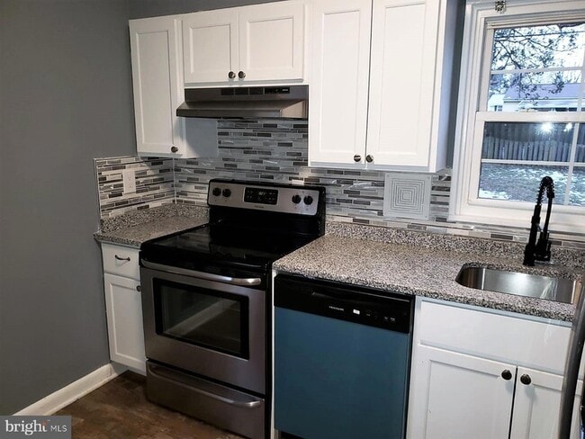 Photo - 1314 Woodbridge Rd