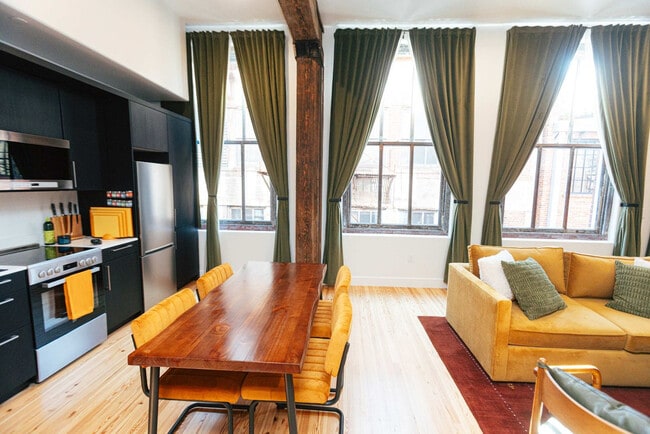 Building Photo - 1911 3rd Ave N Unit ID1352415P